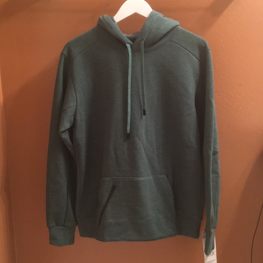 NWT Mens Russell Athletic green sweater. Sz. M